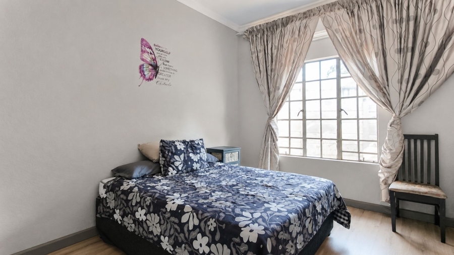 4 Bedroom Property for Sale in Safari Gardens North West